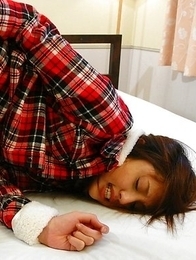 Rino Mizusawa gets nailed on bed
