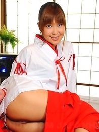 Teen Yuuno Hoshi strips on floor