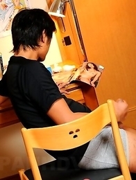 Teen Emiko Koike teases on the bed