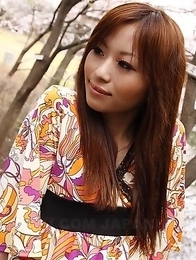 Hot Shiho Goto spreads her legs