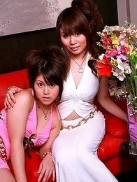 Honami Isshiki and Alice Mizuno pose