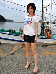 Hot Japanese lady Rika Shibuki