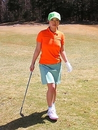 Beautiful golf chick Nana Kunimi