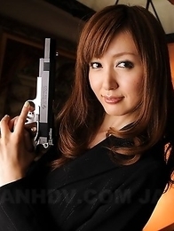 Slutty police darling Yui Igawa