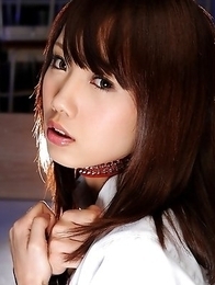 Ageha Kinoshita shows her hot body