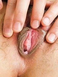 Jyunko Hayama Asian sticks finger in her coochie and shows butt