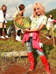 Farmer girls Raina Ogami and Rara
