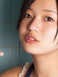 Mayumi Yamanaka spoils body with shower over lingerie