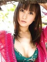 Ayaka Komatsu Asian chooses nature to expose her generous cans