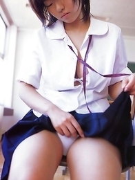 Hitomi Kitamura with big assets loves biking and pictures