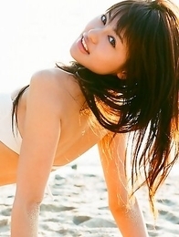 Yuriko Shiratori with sexy body loves spending time on sand