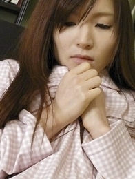 Hitomi Tsukishiro gets horny and uses toy on her pussy before sleep.