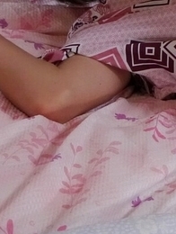 Hasumi sucks a hard cock after spending time at the hot springs