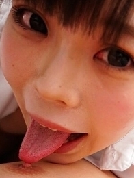 Chubby Mai Toda knows how use her tongue