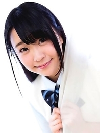 Cute japan schoolgirl Minano Ai showing her ass