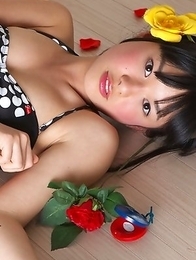 Tomoe Yamanaka shows hot behind under such short skirt