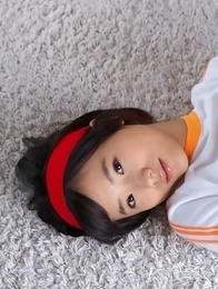 Japan teen Yuzuki Hashimoto does gym exercises and enjoys ice cream