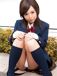 Runa Hamakawa takes uniform skirt off and shows hot behind